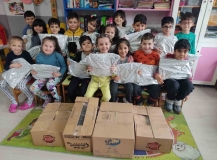 İzmir İl Milli Eğitim Müdürlüğü depremin 1. yılında depremzedelerin yanında

