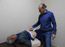 Top büyüklüğünde fıtığı olan hasta, başarılı operasyonla sağlığına kavuştu
