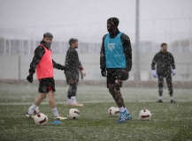 Sivasspor, kar altında çalıştı
