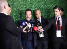 Erden Timur: ”Toplumun gerilmemesi için herkesin her şeyi görmesi lazım”
