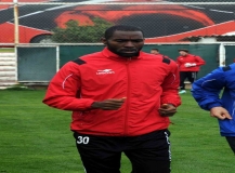 Eski futbolcu Joseph Boum hayatını kaybetti
