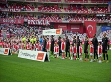 Trendyol Süper Lig: Antalyaspor: 0 - Hatayspor: 1 (İlk yarı)

