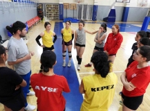 Kepez’in File Sultanları finallere hazır
