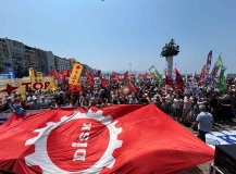 1 Mayıs, İzmir’de coşkuyla kutlandı
