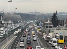 İstanbul'da trafik kilit! Yoğunluk yüzde 81'de