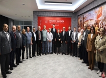 CHP'nin İzmir'de tecrübeli isimleri sahaya iniyor!